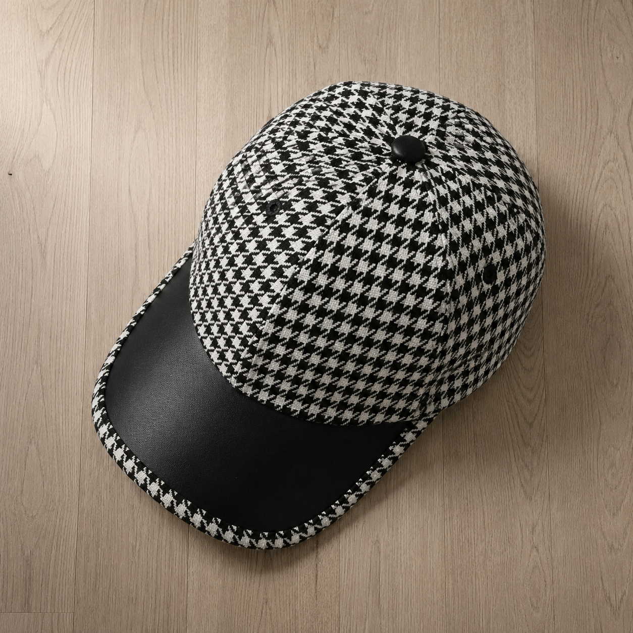 Elvas Houndstooth Leather Brim Cap