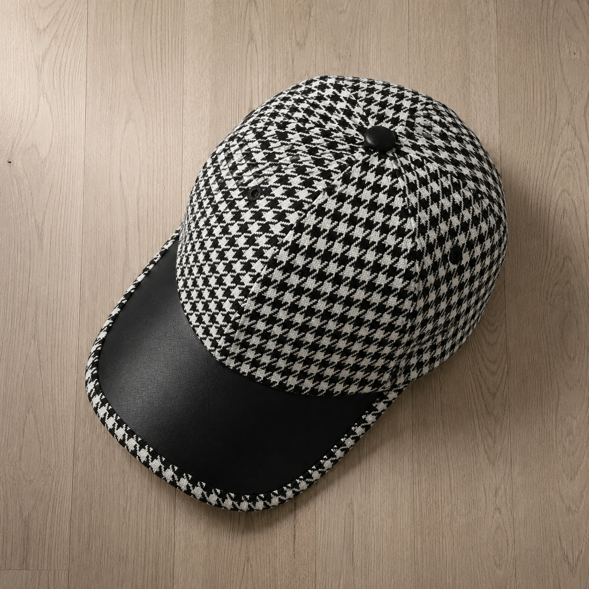 Elvas Houndstooth Leather Brim Cap