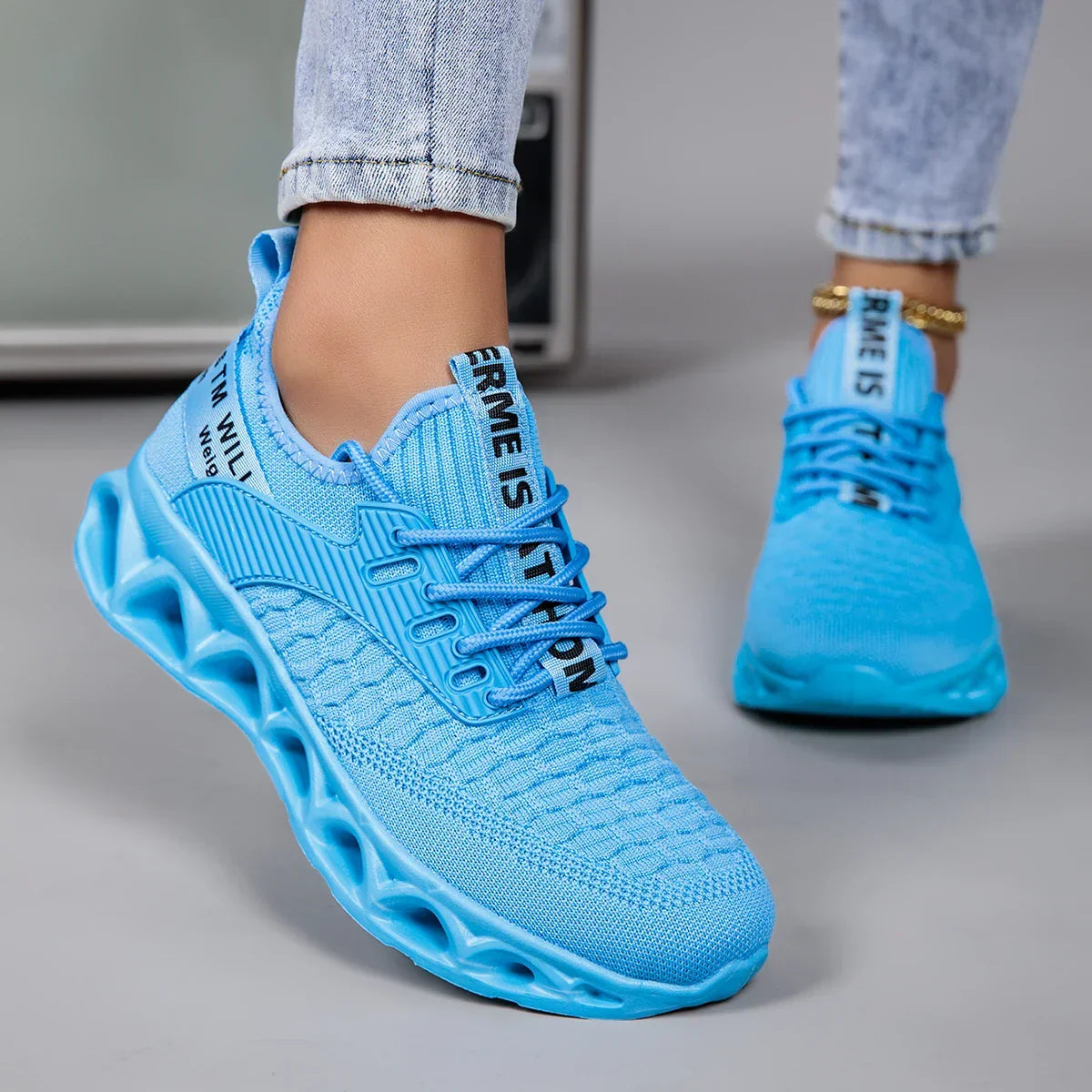 Amara Everyday Orthopedic Sneakers
